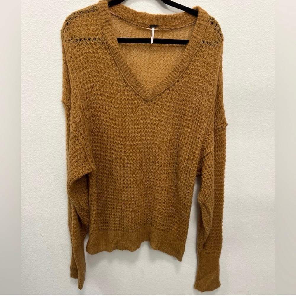 Free People Alpaca Blend Oversized V-Neck Sweater Boho Cozy Camel Size S - Picture 3 of 7